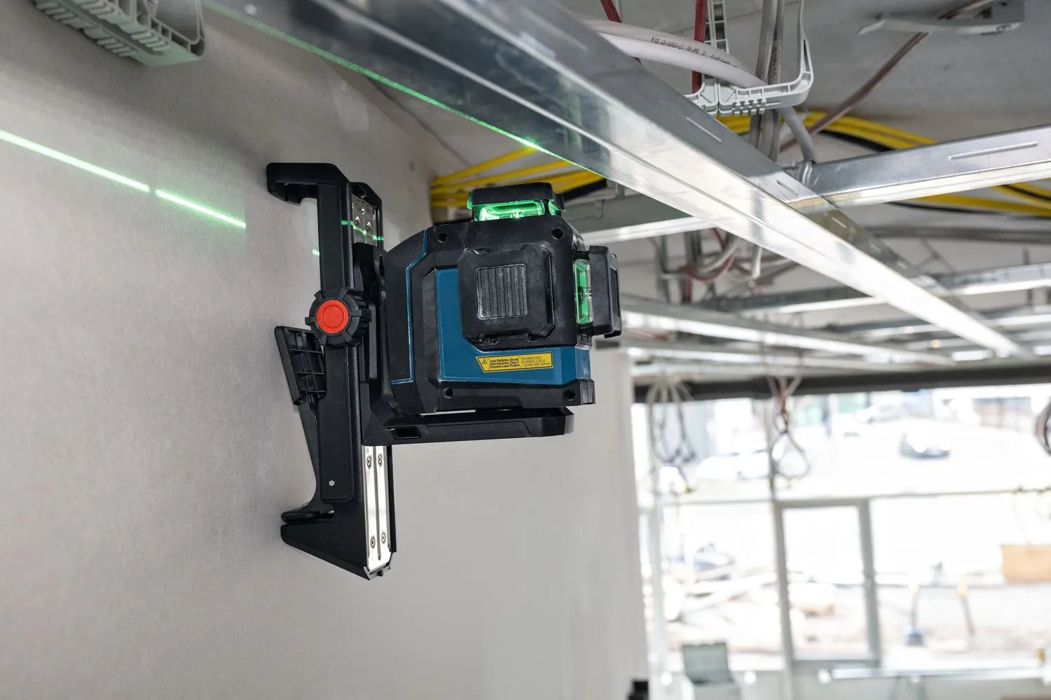 BOSCH PROFESSIONAL GLL 8033 G KRUISLIJNLASER GROEN 3X360° 4X1.5V  0601065500